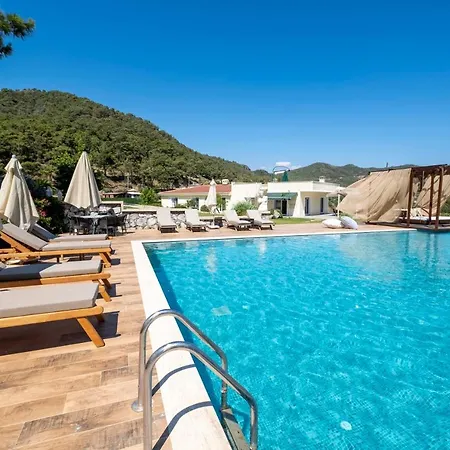 Сasa de vacaciones Superb Home With Shared Pool Surrounded By Nature In Marmaris *